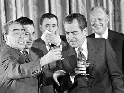 Απεβίωσε ο θρυλικός διερμηνέας της Σοβιετικής Ένωσης